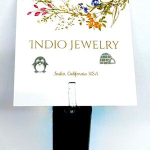 Indio JewelryTiny Silver Plated Penguin Igloo Stud Hypoallergenic Earrings #E121